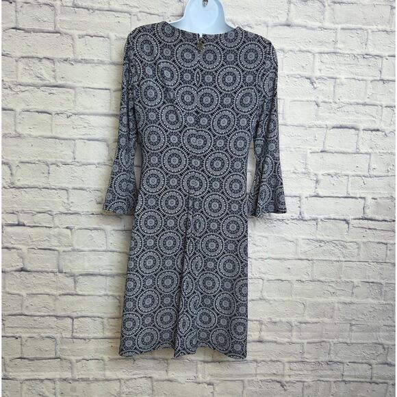 Tommy Hilfiger Dress Womens 2 Navy Blue White Medallion Print 3/4 Sleeve Midi - Picture 3 of 14